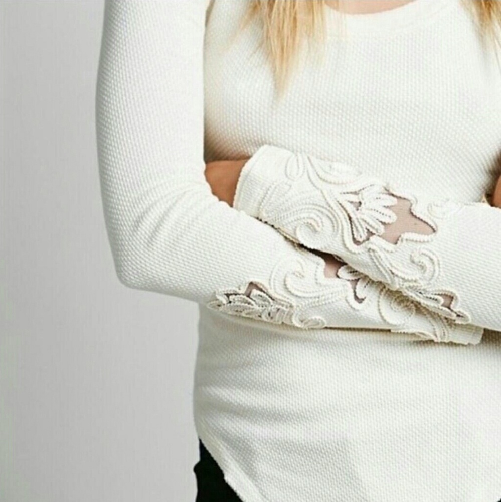 Rare Free People masquerade cuff thermal